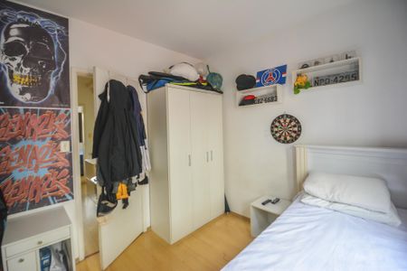 Casa de condomínio à venda com 126m², 3 quartos e 2 vagas Casa de condomínio à venda com 126m², 3 quartos e 2 vagasQuarto 1