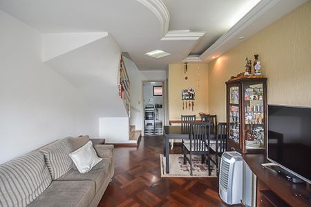 Casa de condomínio à venda com 126m², 3 quartos e 2 vagas Casa de condomínio à venda com 126m², 3 quartos e 2 vagasSala