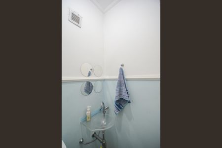 Casa de condomínio à venda com 126m², 3 quartos e 2 vagas Casa de condomínio à venda com 126m², 3 quartos e 2 vagasLavabo