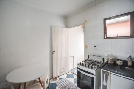 Casa de condomínio à venda com 126m², 3 quartos e 2 vagas Casa de condomínio à venda com 126m², 3 quartos e 2 vagasCozinha