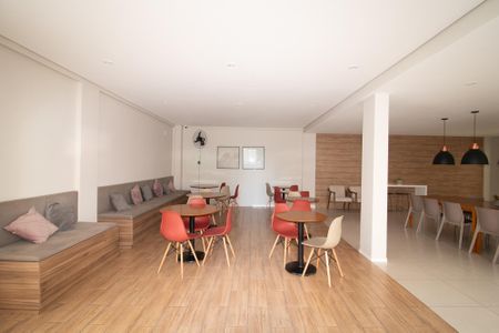 Apartamento para alugar com 35m², 2 quartos e sem vagaÁrea comum - Salão de festas