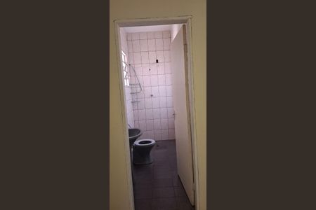 Casa para alugar com 55m², 1 quarto e sem vaga Casa para alugar com 55m², 1 quarto e sem vagaBanheiro