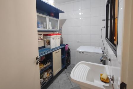 Casa à venda com 159m², 3 quartos e 2 vagasÁrea de Serviço