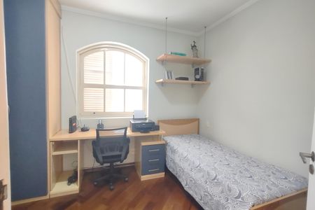 Casa à venda com 159m², 3 quartos e 2 vagasQuarto 1