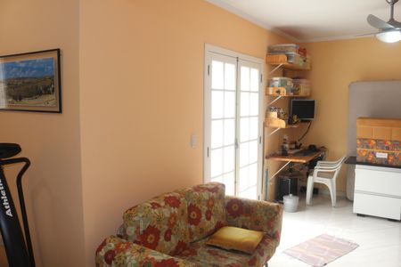 Casa à venda com 159m², 3 quartos e 2 vagasSalão