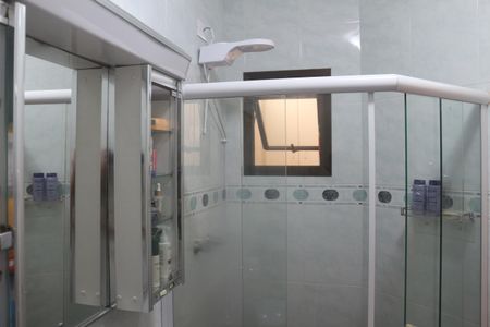 Casa à venda com 159m², 3 quartos e 2 vagasBanheiro