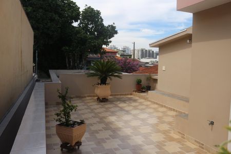 Casa à venda com 159m², 3 quartos e 2 vagasQuintal