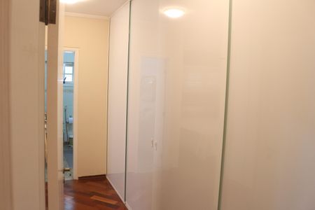 Casa à venda com 159m², 3 quartos e 2 vagasCloset da suíte