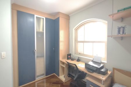 Casa à venda com 159m², 3 quartos e 2 vagasQuarto 1
