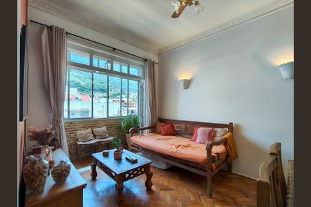 Apartamento à venda com 90m², 3 quartos e sem vagaSala