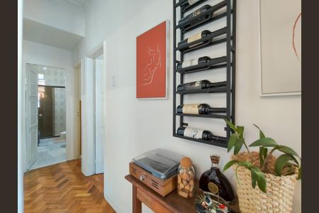 Apartamento à venda com 90m², 3 quartos e sem vagaCorredor