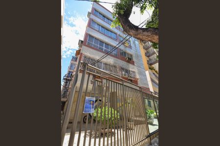 Apartamento para alugar com 100m², 3 quartos e 1 vaga Apartamento para alugar com 100m², 3 quartos e 1 vagaFachada