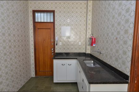 Apartamento para alugar com 100m², 3 quartos e 1 vaga Apartamento para alugar com 100m², 3 quartos e 1 vagaCozinha