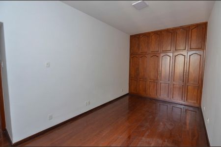 Apartamento para alugar com 100m², 3 quartos e 1 vaga Apartamento para alugar com 100m², 3 quartos e 1 vagaQuarto 2
