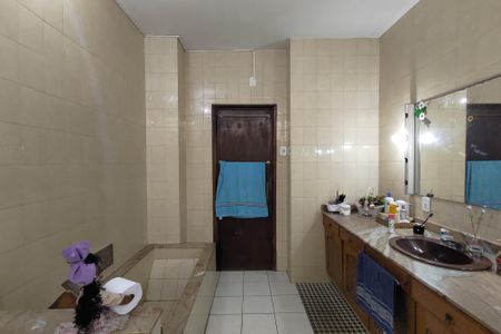 Apartamento à venda com 136m², 2 quartos e 1 vagaBanheiro