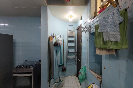 Apartamento à venda com 136m², 2 quartos e 1 vagaÁrea de Serviço