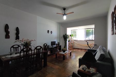 Apartamento à venda com 136m², 2 quartos e 1 vagaSala