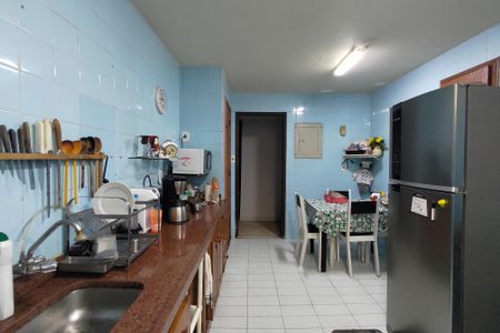 Apartamento à venda com 136m², 2 quartos e 1 vagaCozinha