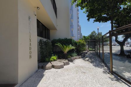 Apartamento à venda com 136m², 2 quartos e 1 vagaFachada e portaria