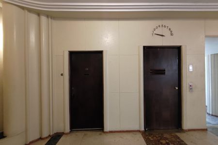 Apartamento à venda com 136m², 2 quartos e 1 vagaFachada e portaria