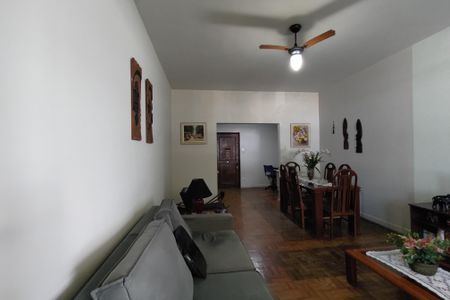 Apartamento à venda com 136m², 2 quartos e 1 vagaSala