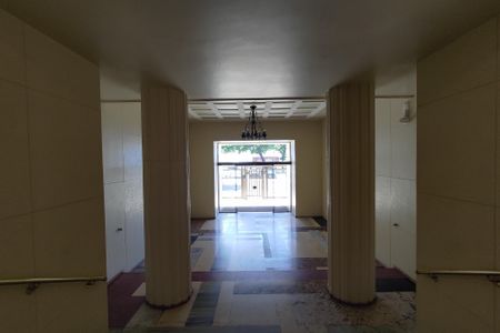 Apartamento à venda com 136m², 2 quartos e 1 vagaFachada e portaria