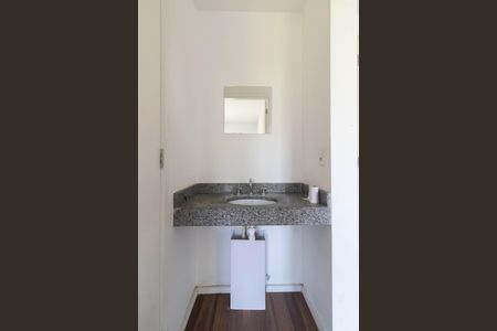 Apartamento para alugar com 33m², 2 quartos e sem vaga Apartamento para alugar com 33m², 2 quartos e sem vagaBanheiro