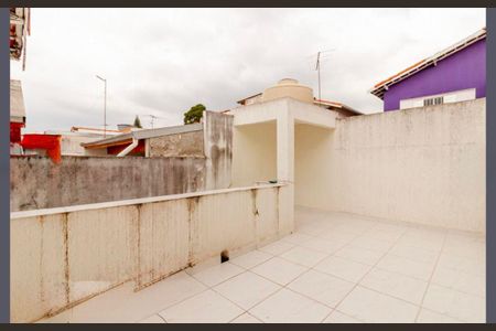 Casa para alugar com 185m², 3 quartos e 2 vagas Casa para alugar com 185m², 3 quartos e 2 vagasquintal