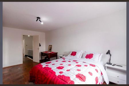 Casa para alugar com 185m², 3 quartos e 2 vagas Casa para alugar com 185m², 3 quartos e 2 vagasQuarto