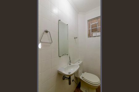 Casa para alugar com 185m², 3 quartos e 2 vagas Casa para alugar com 185m², 3 quartos e 2 vagasBanheiro