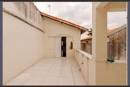 Casa para alugar com 185m², 3 quartos e 2 vagas Casa para alugar com 185m², 3 quartos e 2 vagasquintal