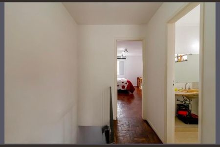 Casa para alugar com 185m², 3 quartos e 2 vagas Casa para alugar com 185m², 3 quartos e 2 vagasCorredor