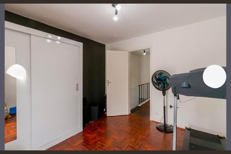 Casa para alugar com 185m², 3 quartos e 2 vagas Casa para alugar com 185m², 3 quartos e 2 vagasQuarto