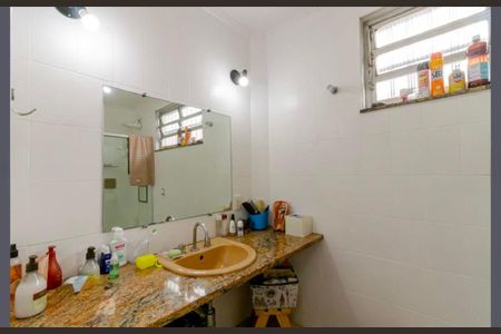 Casa para alugar com 185m², 3 quartos e 2 vagas Casa para alugar com 185m², 3 quartos e 2 vagasBanheiro