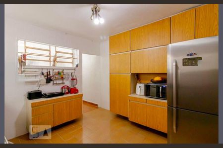 Casa para alugar com 185m², 3 quartos e 2 vagas Casa para alugar com 185m², 3 quartos e 2 vagasCozinha