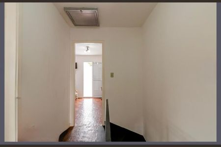 Casa para alugar com 185m², 3 quartos e 2 vagas Casa para alugar com 185m², 3 quartos e 2 vagasCorredor