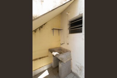 Casa para alugar com 54m², 1 quarto e 1 vagaÁrea de Serviço