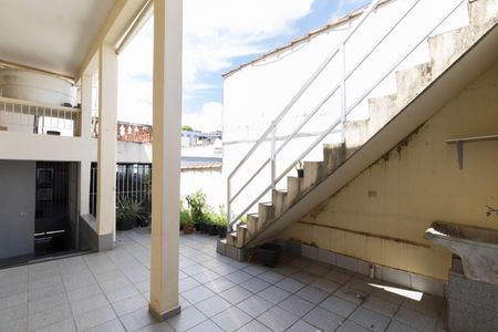 Casa para alugar com 54m², 1 quarto e 1 vagaÁrea de Serviço