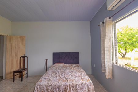 Casa à venda com 200m², 3 quartos e 2 vagas Casa à venda com 200m², 3 quartos e 2 vagasQuarto 2