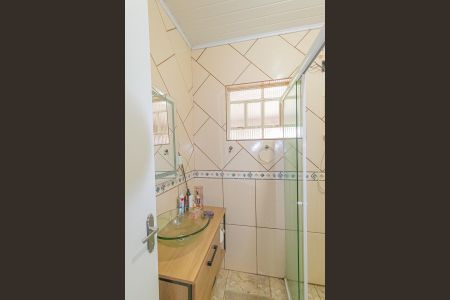 Casa à venda com 200m², 3 quartos e 2 vagas Casa à venda com 200m², 3 quartos e 2 vagasBanheiro Social