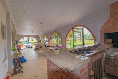 Casa à venda com 200m², 3 quartos e 2 vagasVaranda gourmet