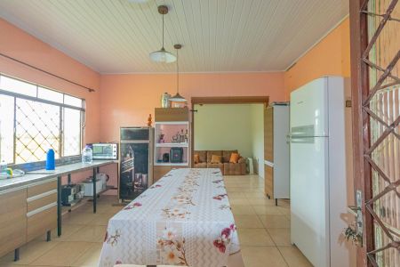 Casa à venda com 200m², 3 quartos e 2 vagas Casa à venda com 200m², 3 quartos e 2 vagasCozinha