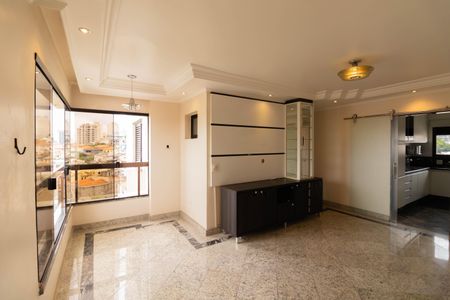 Apartamento para alugar com 121m², 3 quartos e 1 vagaSala