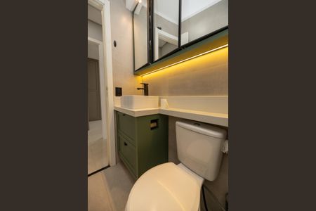 Apartamento à venda com 51m², 2 quartos e 1 vaga Apartamento à venda com 51m², 2 quartos e 1 vagaBanheiro