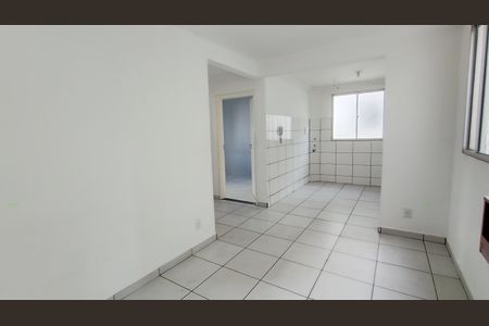 Sala de apartamento para alugar com 2 quartos, 50m² em Cidade Boa Vista, Suzano