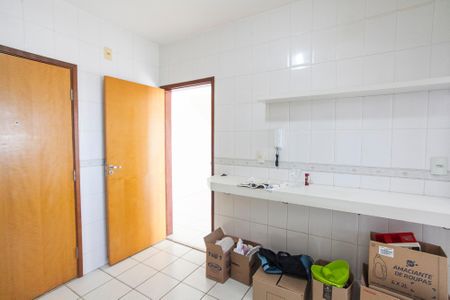 Apartamento para alugar com 193m², 3 quartos e 3 vagasCozinha