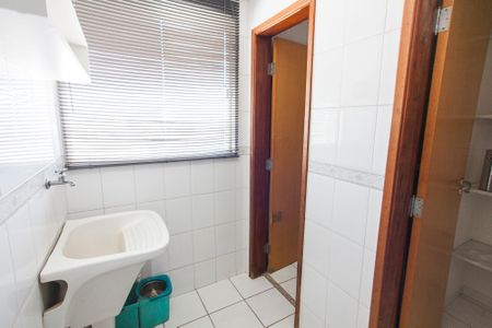 Apartamento para alugar com 193m², 3 quartos e 3 vagasÁrea de Serviço