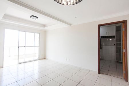 Apartamento para alugar com 193m², 3 quartos e 3 vagasSala