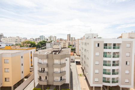 Apartamento para alugar com 193m², 3 quartos e 3 vagasVista do Quarto 2