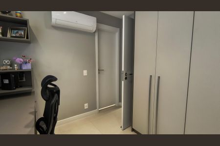 Apartamento à venda com 174m², 3 quartos e 2 vagasSuíte 3